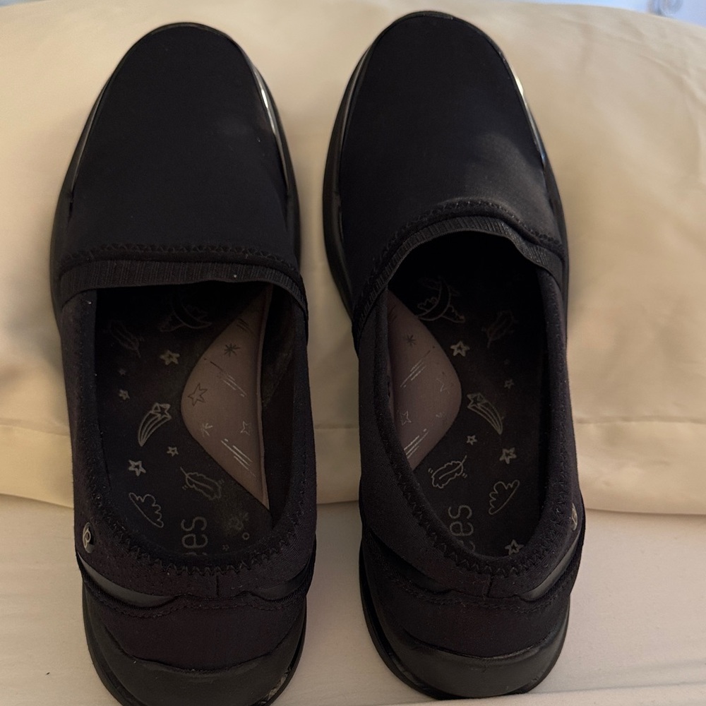 Bzees Women's Slip-On Sneaker in Black